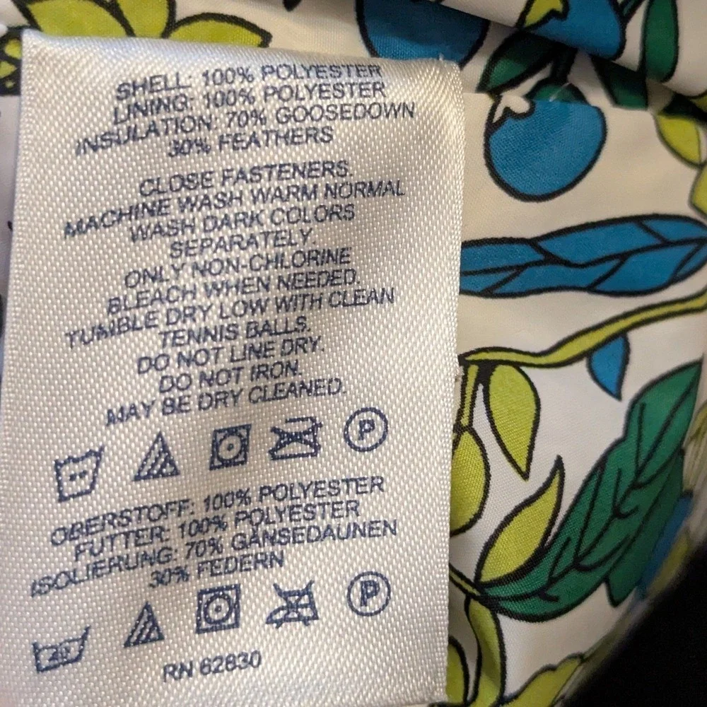 Lands End Puffer Vest Womens Sz M 10-12 Blueberry Floral Down Filled Quilted